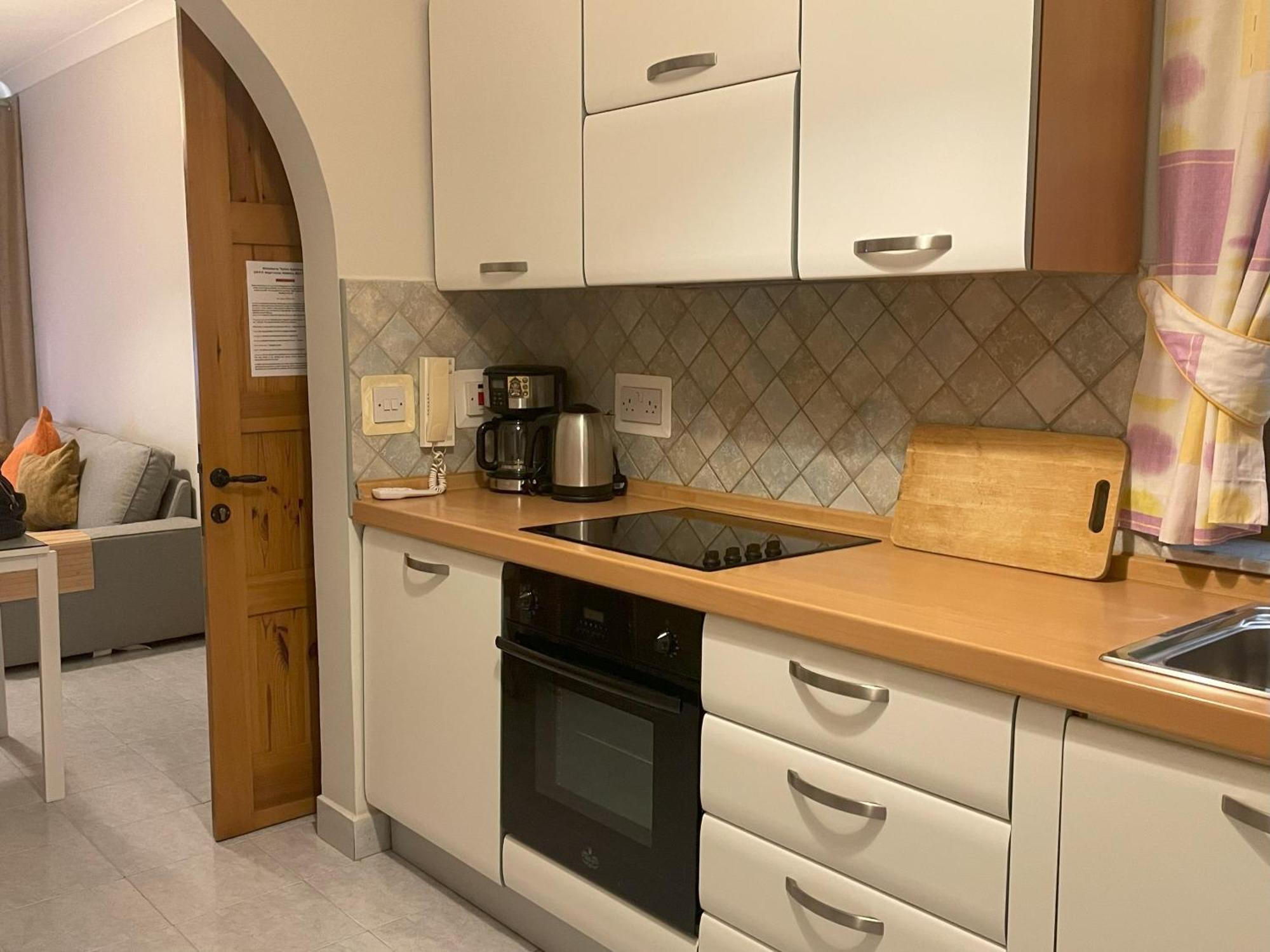 City Center Apartments Mellieħa Eksteriør billede